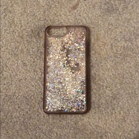 Accessories - iPhone 6 Plus waterfall silver case